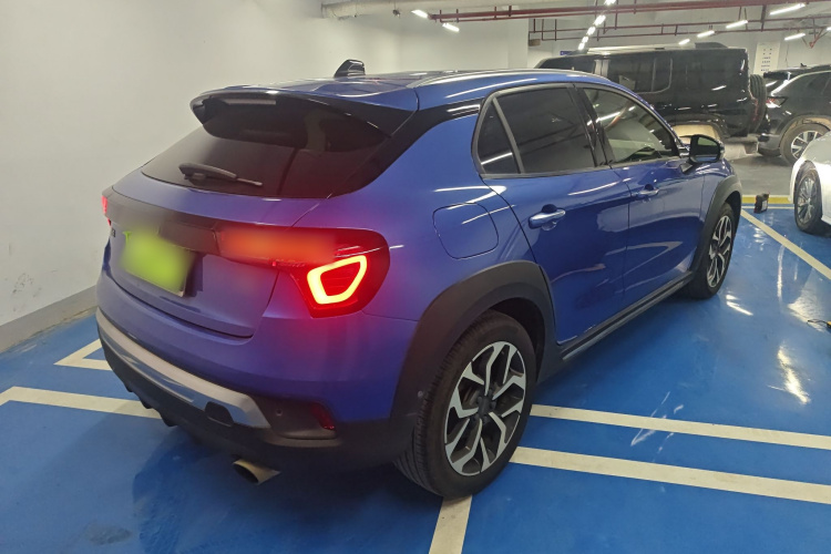 领克02 2018款 1.5T DCT两驱劲Pro版 国V车身外观7