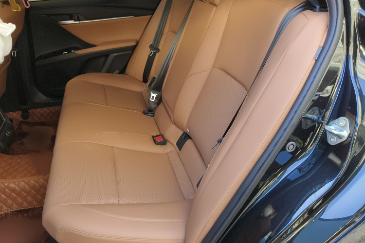 丰田 凯美瑞 2024款 双擎 2.0HGVP 豪华版中控内饰7004