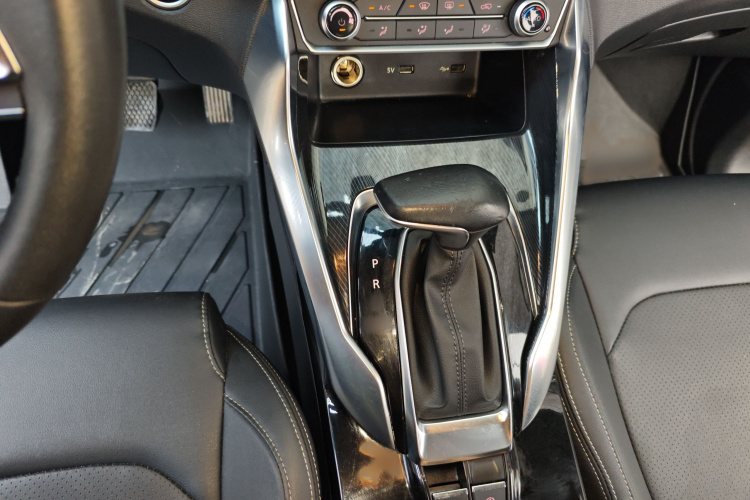 上汽大通MAXUS 大通G50 2021款 1.5T 自动畅游B局部细节18