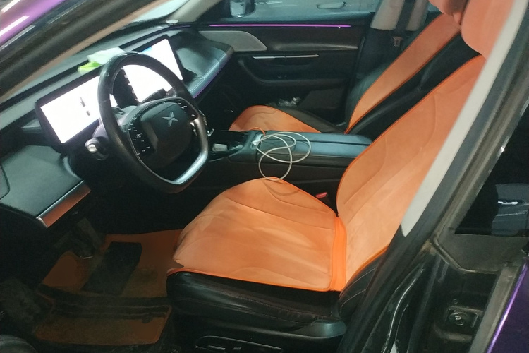 小鹏P7 2022款 670N+中控内饰19