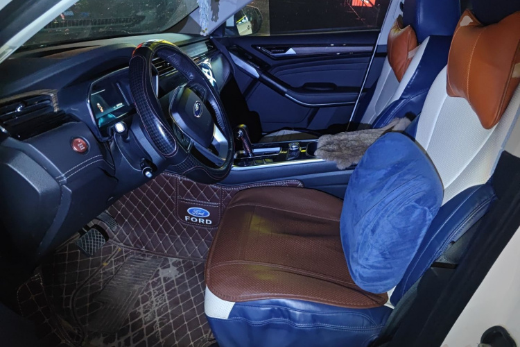 福特 领界 2019款 EcoBoost 145 CVT 48V尊领型PLUS 国V中控内饰19