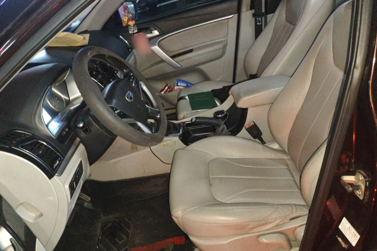 吉利汽车 帝豪 2015款 三厢 1.5L CVT向上版局部细节19