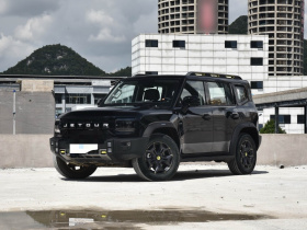 捷途旅行者 2023款 2.0T 四驱穿越PRO+