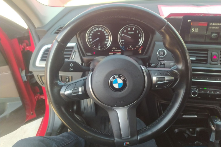 宝马1系 2019款 118i M运动套装局部细节13