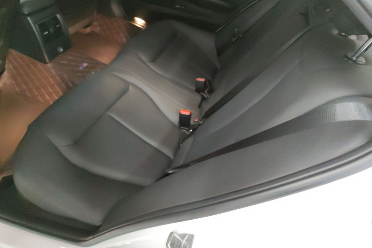 宝马3系 2017款 320Li 时尚型中控内饰7004