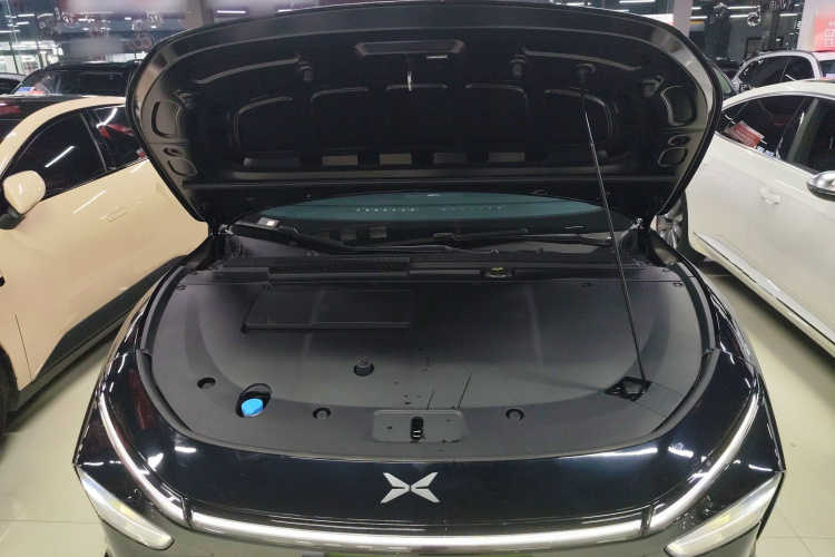 小鹏P7+ 2024款 长续航 Max机舱底盘24