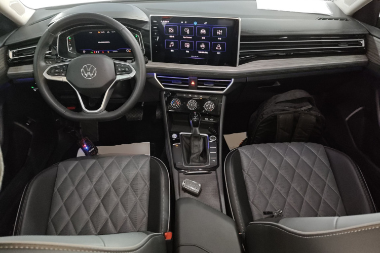 大众 速腾 2023款 300TSI DSG超越版中控内饰12