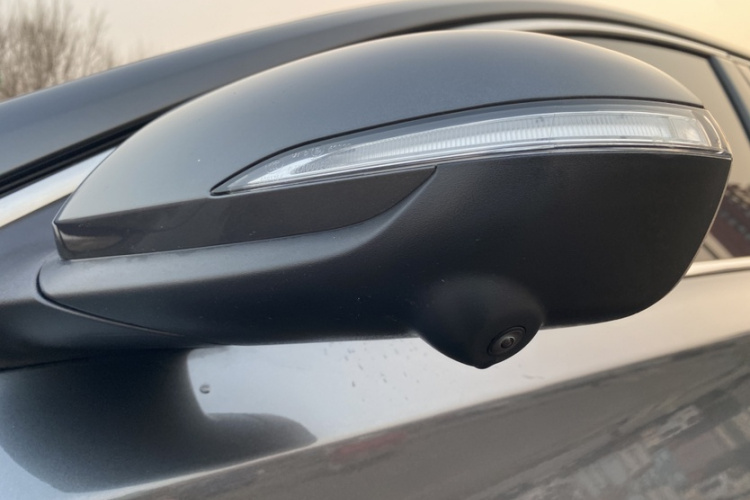 长安 逸动 2022款 PLUS 蓝鲸NE 1.4T GDI DCT尊贵版局部细节9009