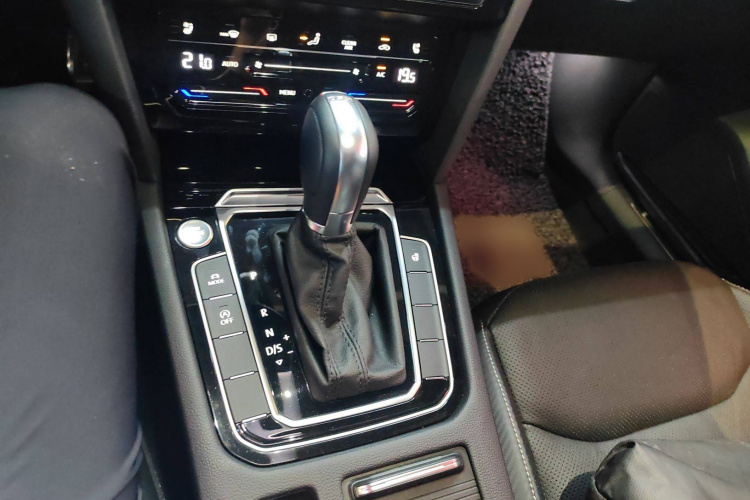 一汽-大众CC 2020款 330TSI 魅颜版 国VI局部细节18