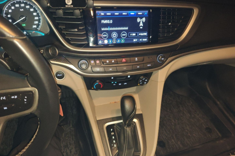 别克 英朗 2021款 改款 典范 1.5L 自动精英型局部细节16