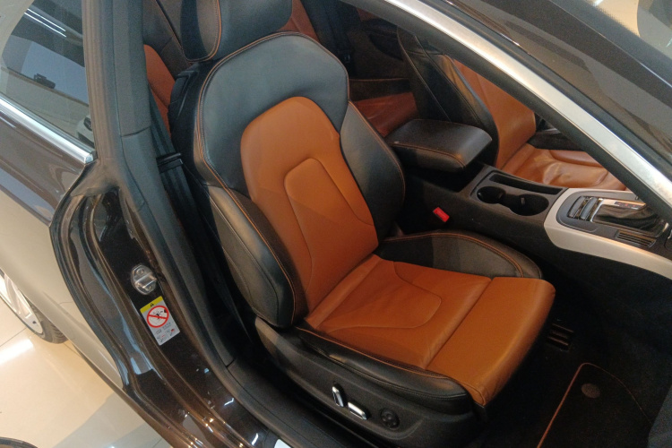 奥迪A5 2014款 Coupe 45 TFSI风尚版局部细节41