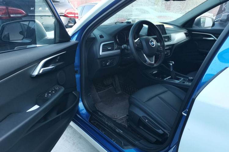 宝马1系 2018款 改款 118i 时尚型中控内饰20