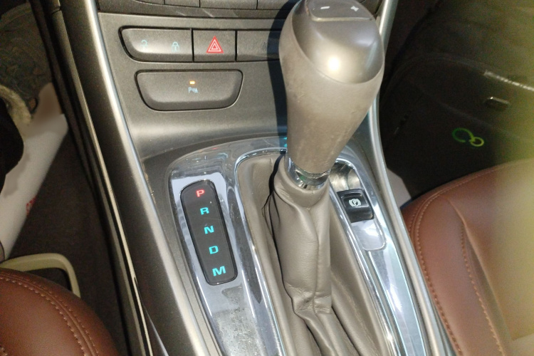 雪佛兰 迈锐宝 2014款 2.0L 自动舒适版局部细节18