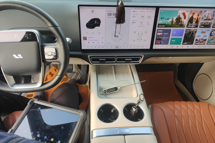 理想汽车 理想L6 2024款 Pro中控内饰12