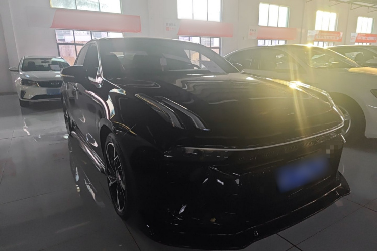 领克03 2023款 2.0TD DCT劲Pro车身外观3