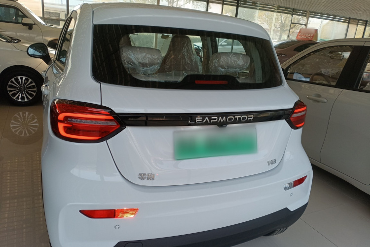 零跑汽车 零跑T03 2025款 310舒享版车身外观6004