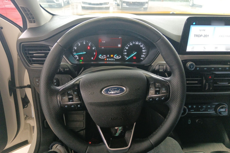 福特 福克斯 2020款 三厢 EcoBoost 180 自动锋潮型中控内饰13