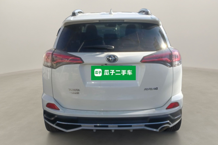 丰田 RAV4荣放 2016款 2.0L CVT两驱智尚版 国V车身外观6
