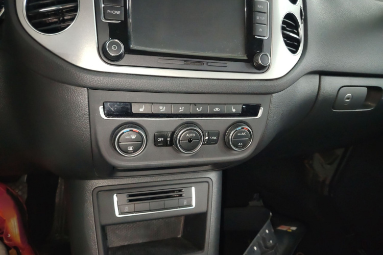 大众 途观 2015款 1.8TSI 自动两驱豪华型局部细节16