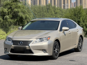 雷克萨斯ES 2013款 300h 精英版