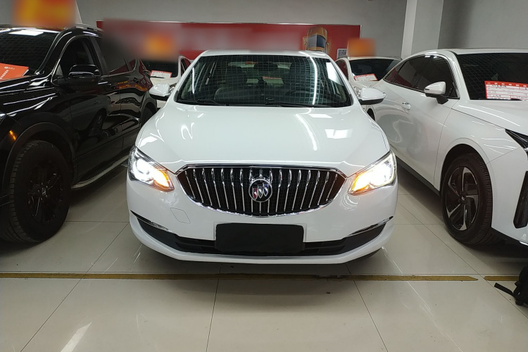 别克 英朗 2015款 15N 自动精英型车身外观2