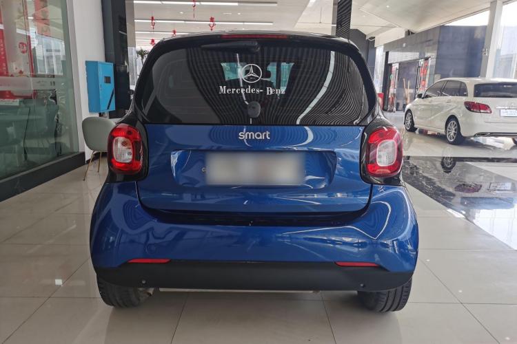 smart fortwo 2018款 1.0L 52千瓦硬顶灵动版 国V车身外观6004