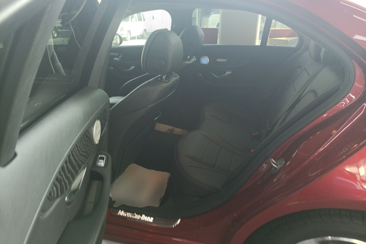 奔驰C级 2019款 C 260 L 运动版中控内饰21