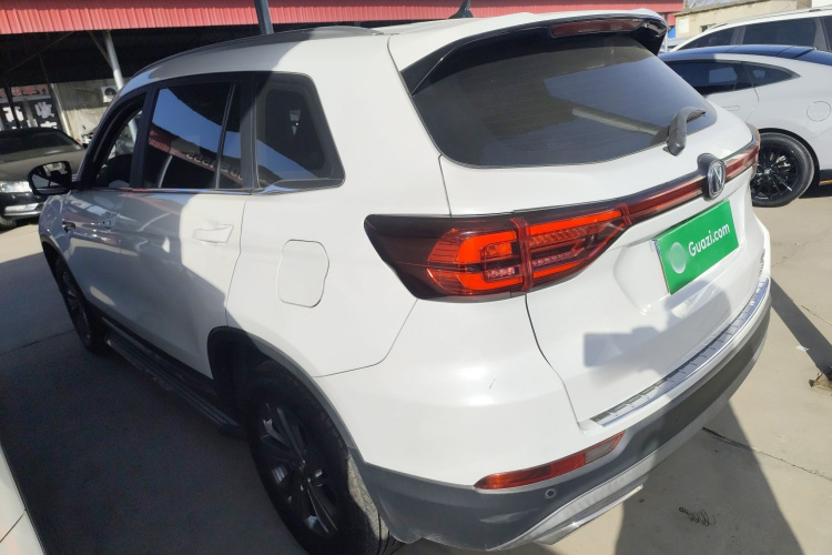 长安CS75 2020款 280T DCT豪华型 国VI车身外观4