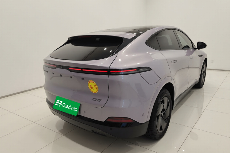 小鹏G6 2025款 625 长续航 Max 科技版车身外观7