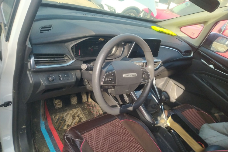 上汽大通MAXUS 大通G50 2022款 1.5T 手动畅游B中控内饰12
