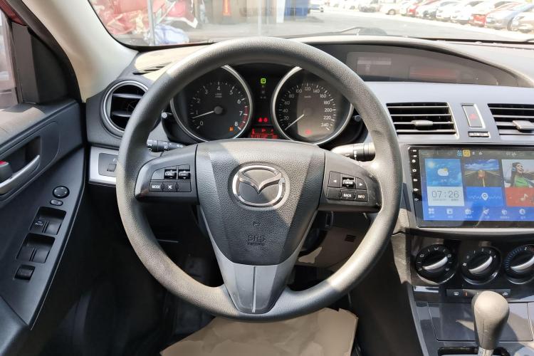 马自达3星骋 2015款 三厢 1.6L 自动精英型中控内饰13