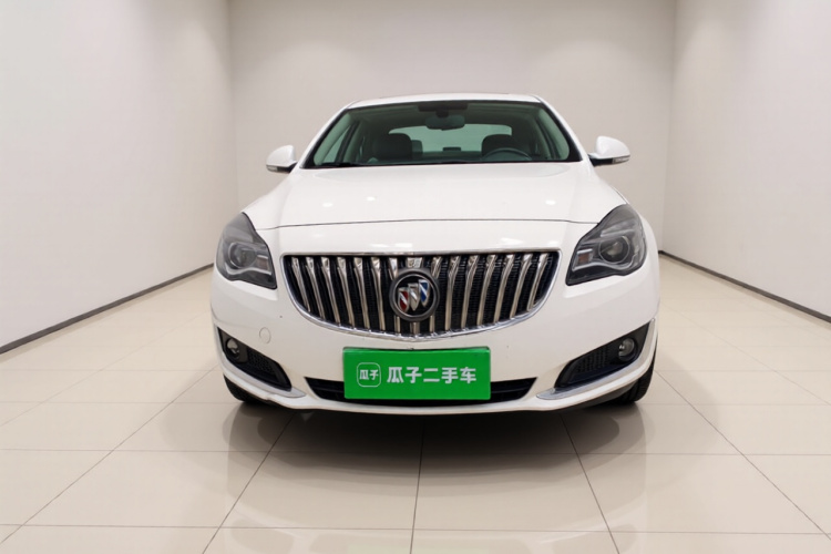 别克 君威 2015款 1.6T 精英技术型车身外观2