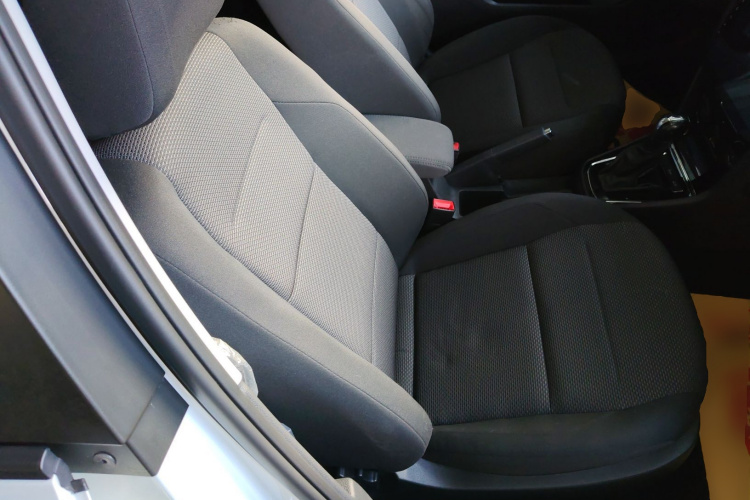 大众 2019款 改款 宝来·传奇 1.5L 自动时尚型 国VI局部细节41