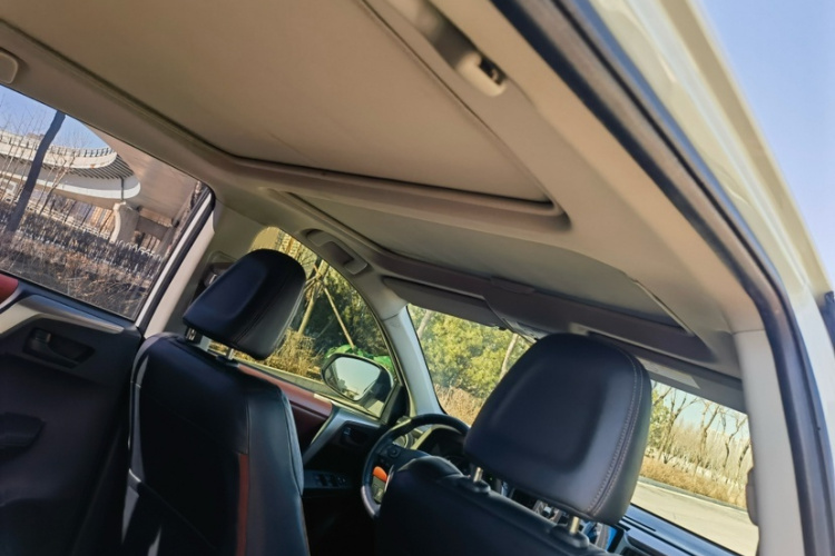 丰田 RAV4荣放 2015款 2.5L 自动四驱精英版中控内饰7001