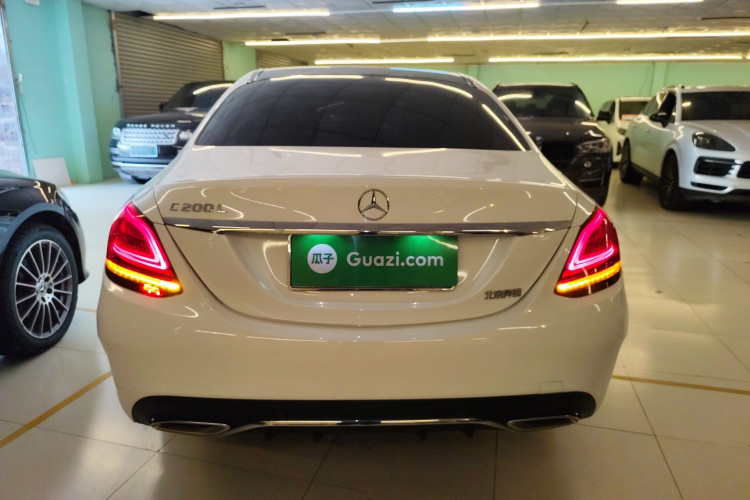 奔驰C级 2020款 C 200 L 时尚型运动版车身外观6