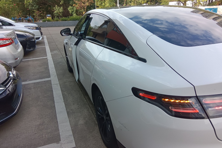 零跑汽车 零跑C01 2023款 525舒享版车身外观4