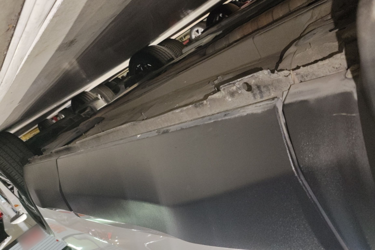 标致5008 2017款 380THP 7座豪华GT版局部细节9002