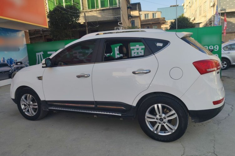 江汽集团 瑞风S5 2013款 2.0T 手动尊享版车身外观4