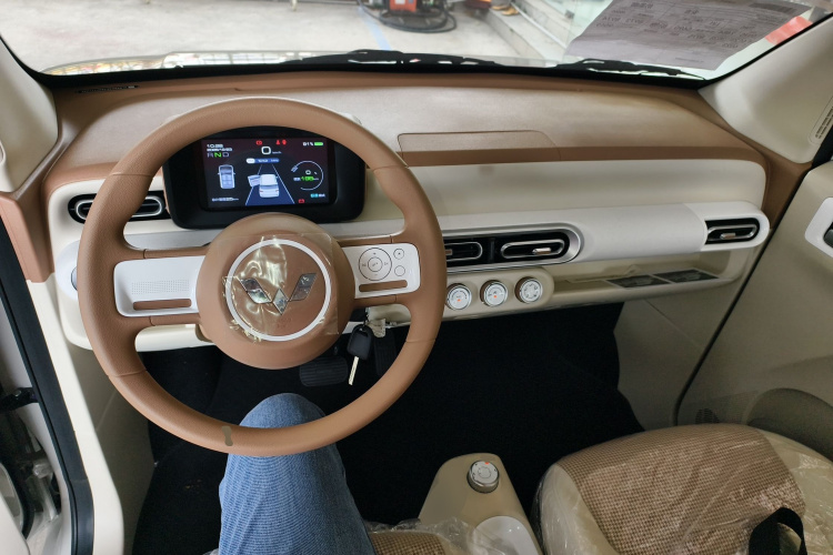 五菱汽车 宏光MINIEV 2024款 第三代 215km 青春版中控内饰12