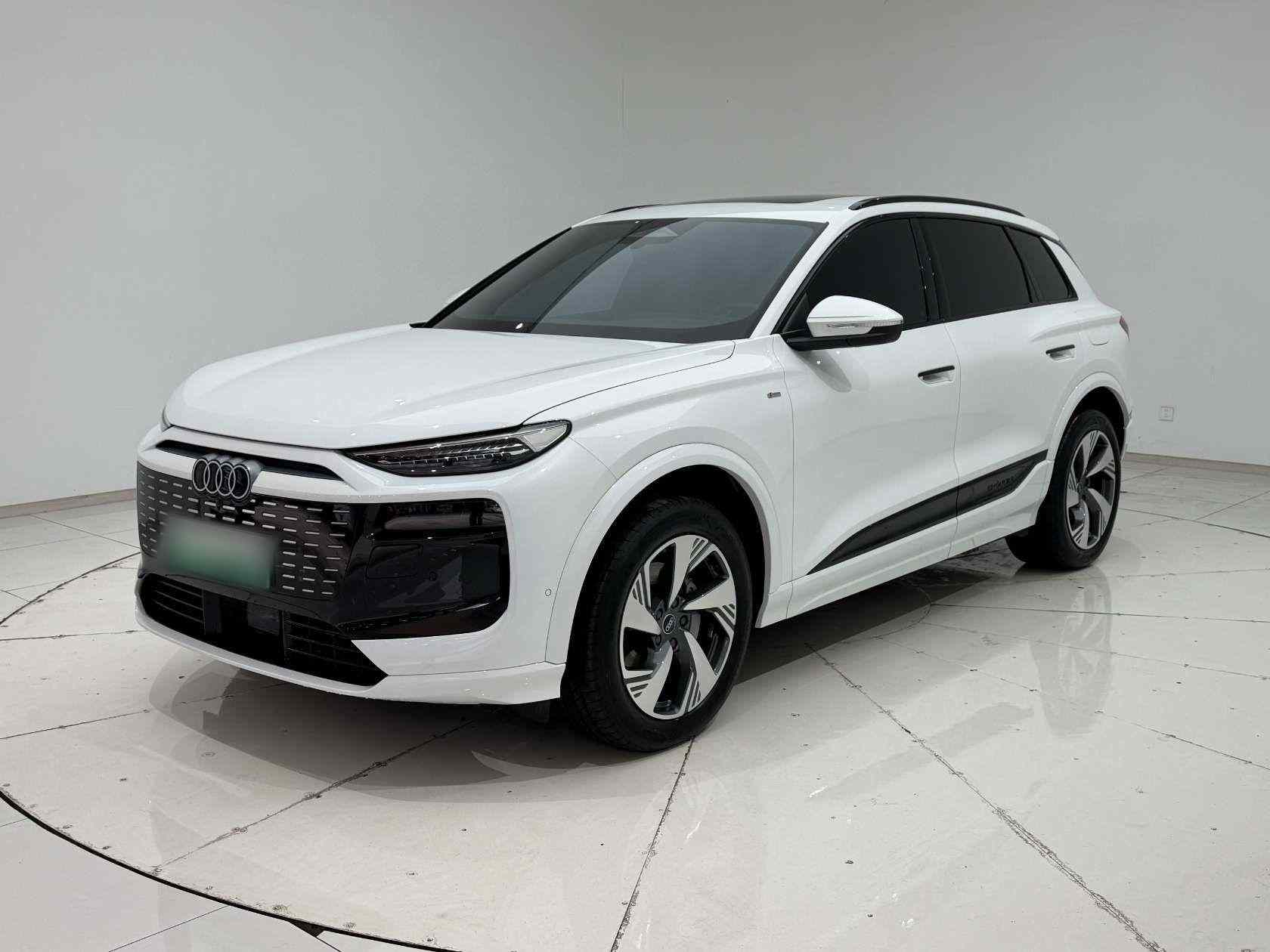 奥迪Q6L e-tron 2026款 超长续航版(2)