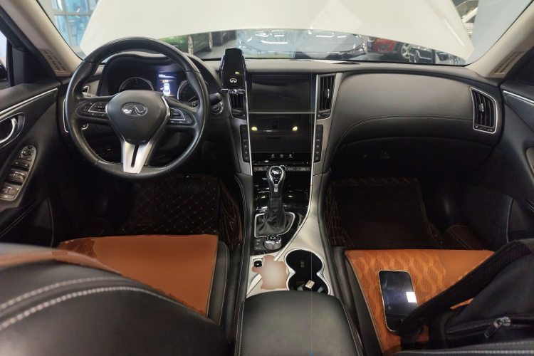 英菲尼迪Q50L 2018款 2.0T 逸享版 国V中控内饰12