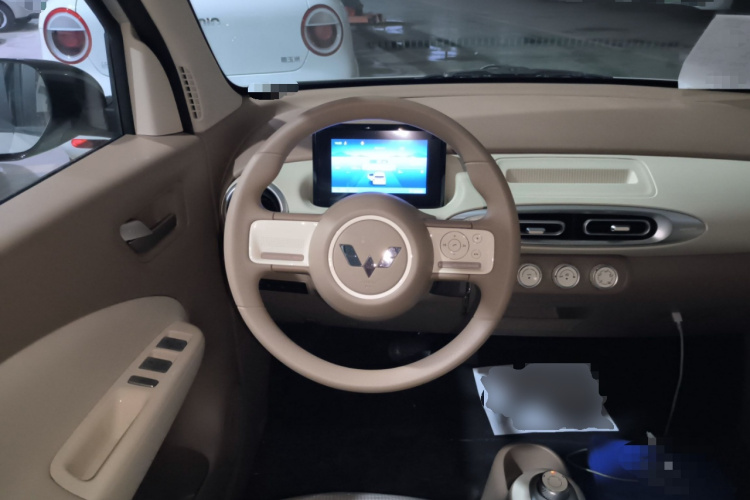 五菱汽车 宏光MINIEV 2025款 四门版 进阶款中控内饰13