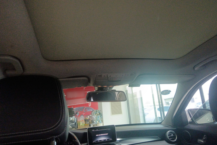 奔驰C级(进口) 2017款 C 200 旅行轿车局部细节22