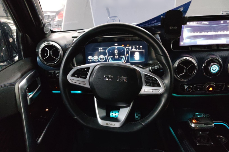 北京BJ40 2020款 2.0T 自动四驱城市猎人版侠客型局部细节13