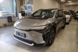 一汽丰田bZ4X 2022款 四驱高性能PRO版