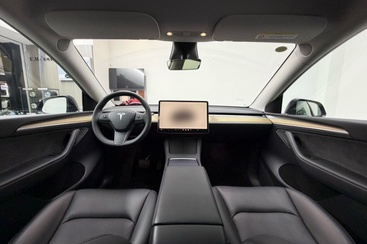 特斯拉 Model Y 2022款 后轮驱动版车身外观6004