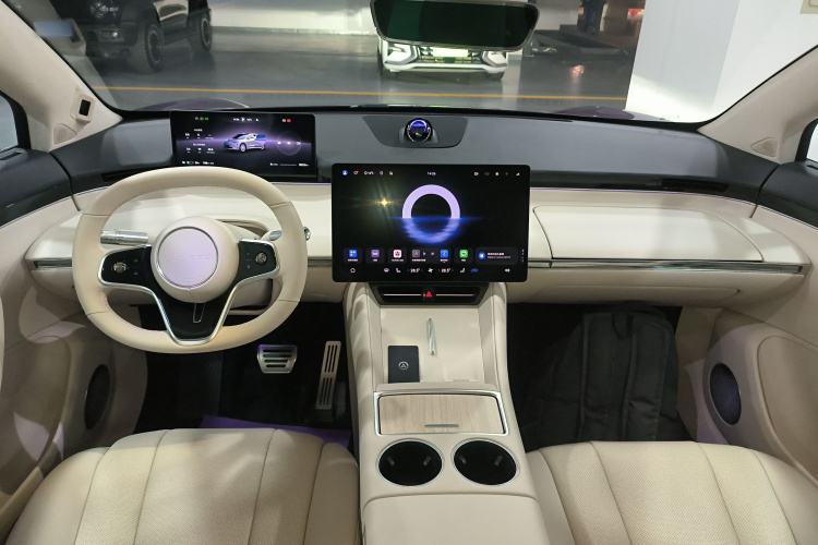 鸿蒙智行 智界R7 2024款 纯电 736km UItra中控内饰7002