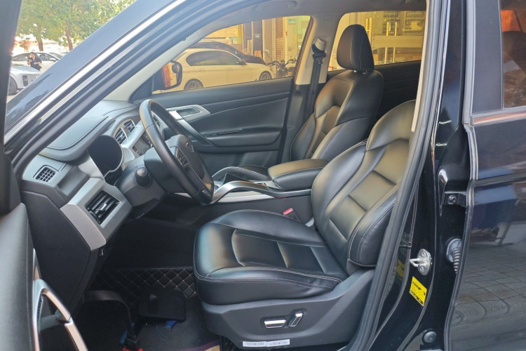 吉利汽车 博越 2016款 1.8TD 自动智慧型中控内饰19