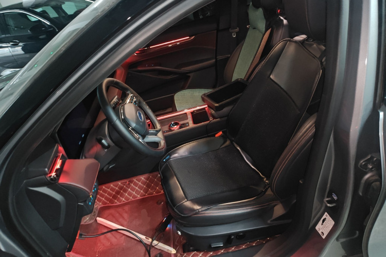 福特 蒙迪欧 2022款 EcoBoost 245 至尊型中控内饰19