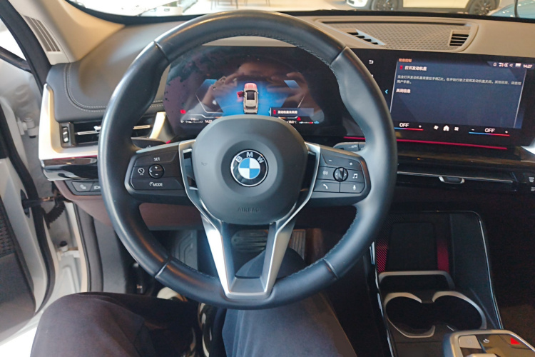 宝马X1 2023款 sDrive25Li X设计套装中控内饰13